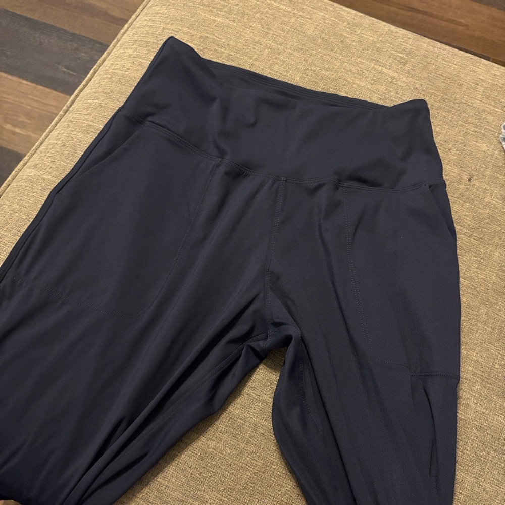 Navy Jogger-Like Leggings